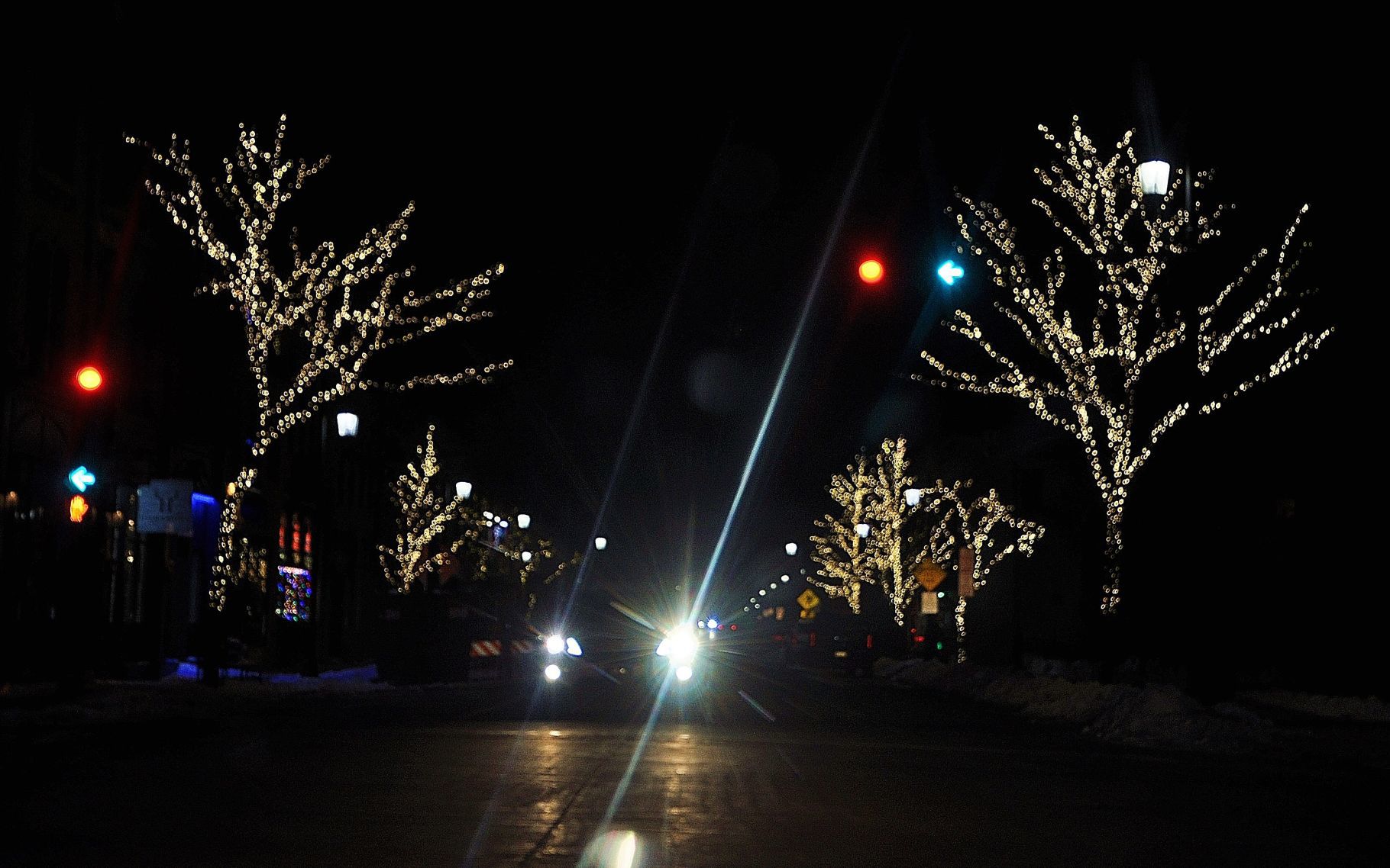 The lights of Oconomowoc